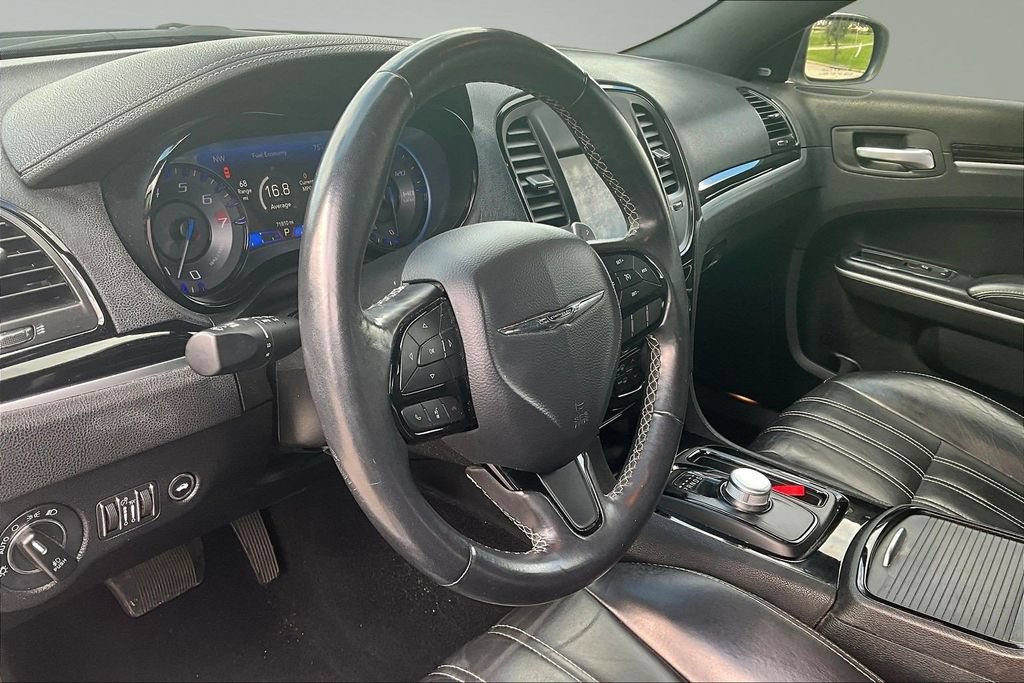 Used 2020 Chrysler 300 S AWD/4WD image 14