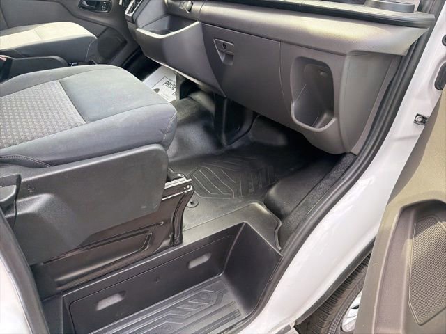 Certified 2024 Ford Transit 250 Low Roof w/ Exterior Upgrade Package image 34