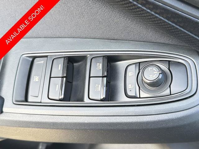 Used 2018 Subaru Crosstrek 2.0i Premium AWD/4WD image 17