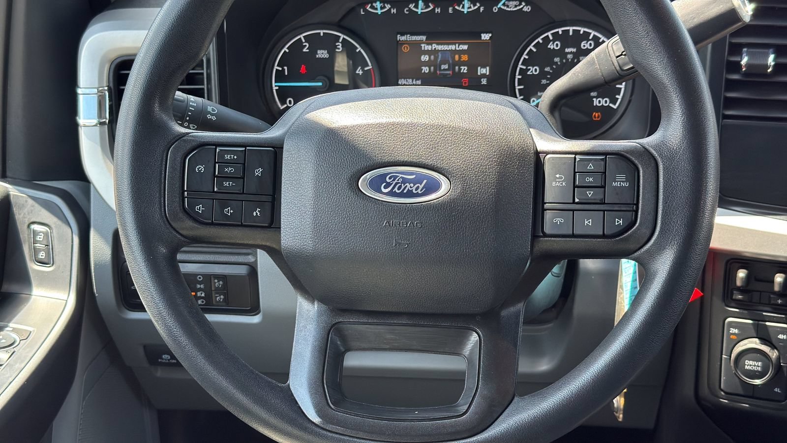 Certified 2025 Ford F250 XLT AWD/4WD image 14
