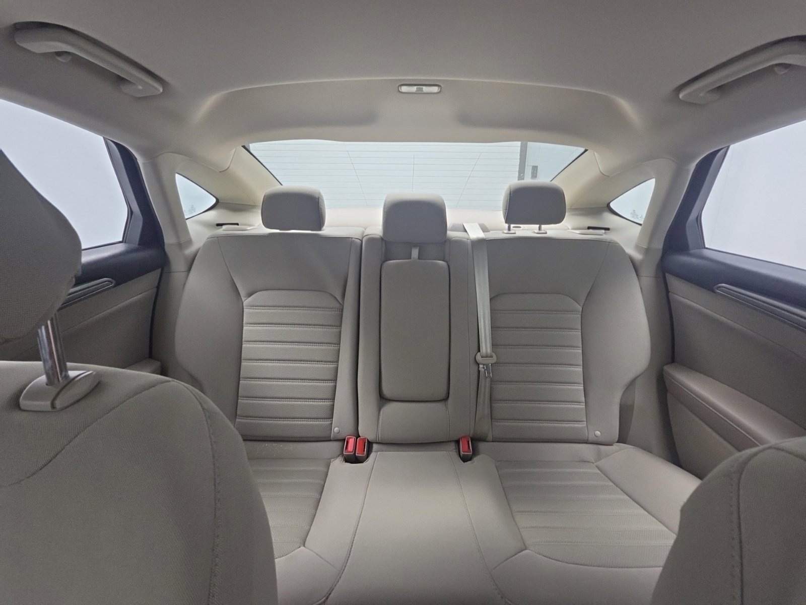 Certified 2020 Ford Fusion SE FWD image 31