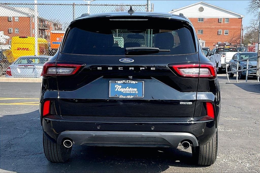 Certified 2024 Ford Escape ST-Line w/ Tech Pack #1 image 3
