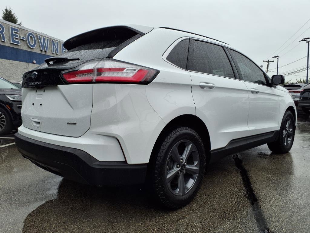 Certified 2022 Ford Edge SEL w/ Sport Appearance Package image 5