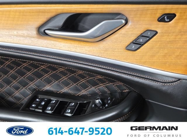 Used 2022 Jeep Grand Cherokee Summit AWD/4WD image 29