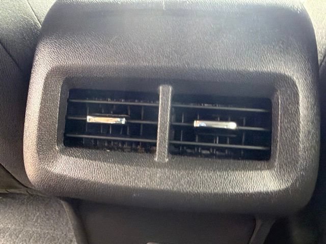Used 2023 Chevrolet Equinox LT w/ LPO, Floor Liner Package FWD image 17