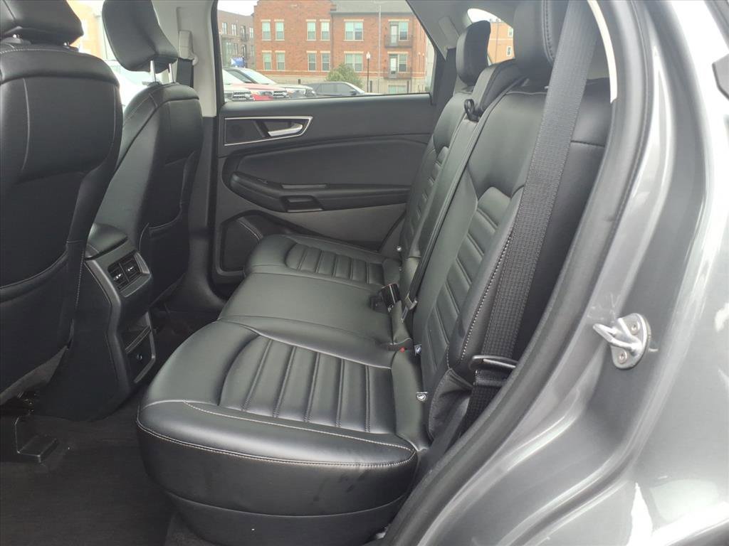 Certified 2024 Ford Edge SEL image 9