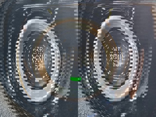 Used 2023 GMC Sierra 1500 SLE image 18