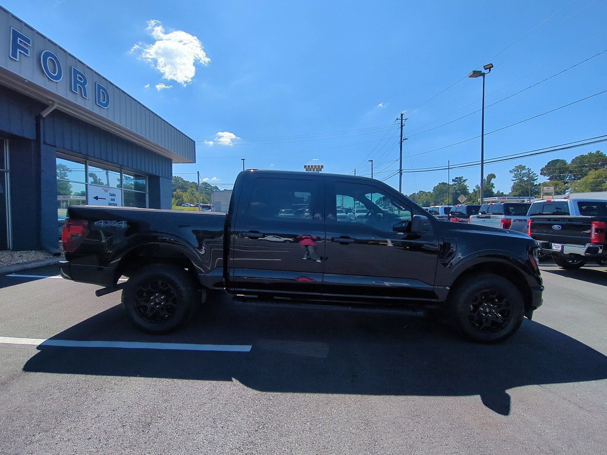 Certified 2024 Ford F150 XLT w/ Tow/Haul Package AWD/4WD image 4