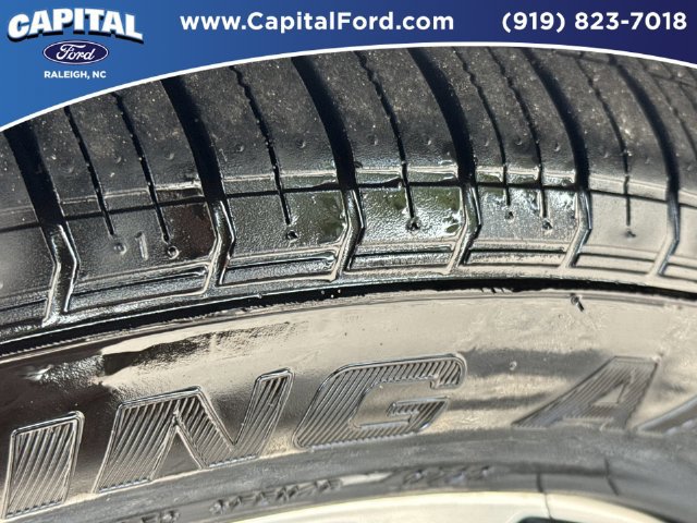 Used 2025 Nissan Versa SV FWD image 14