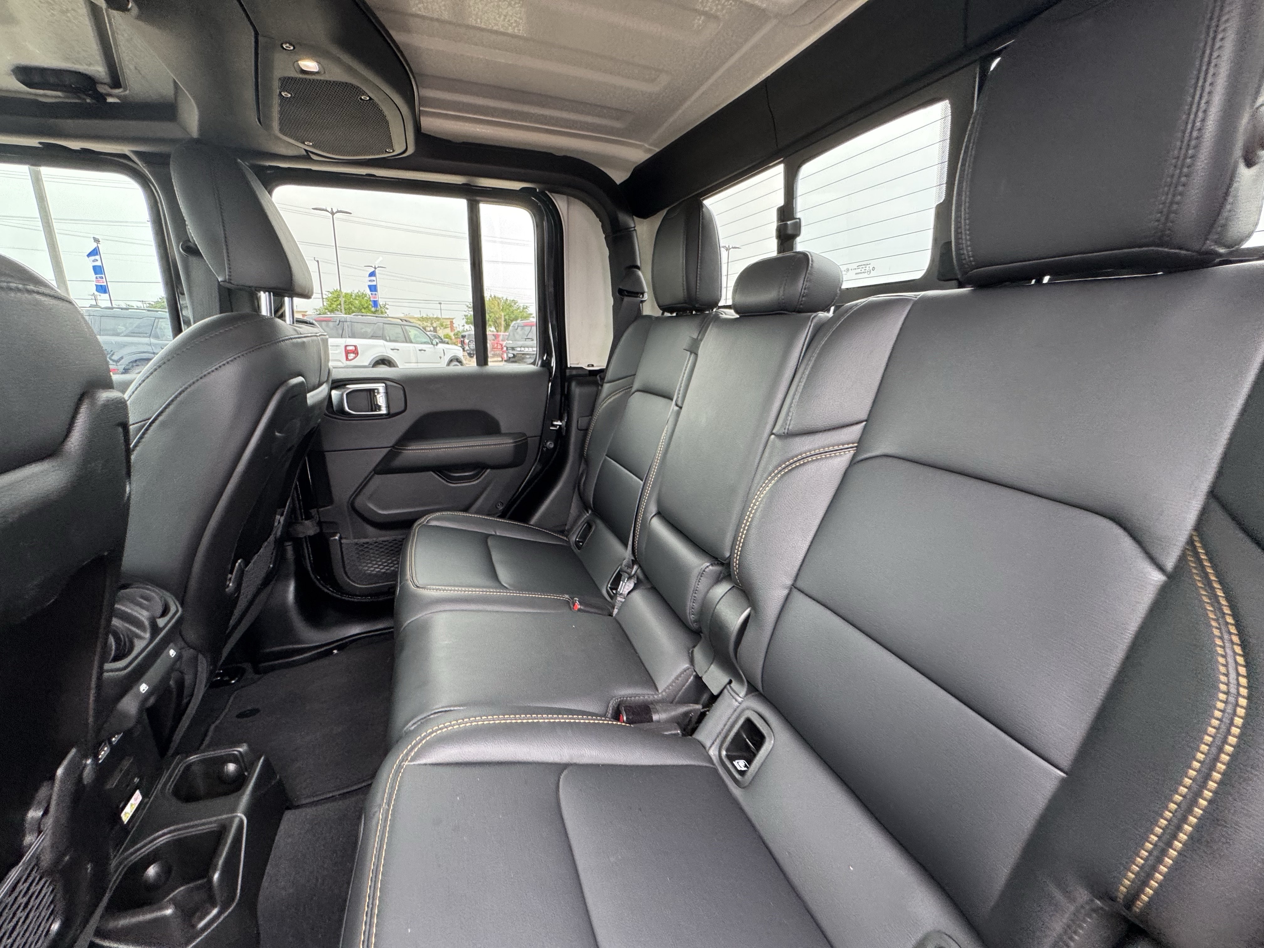 Used 2025 Jeep Gladiator Sport AWD/4WD image 26