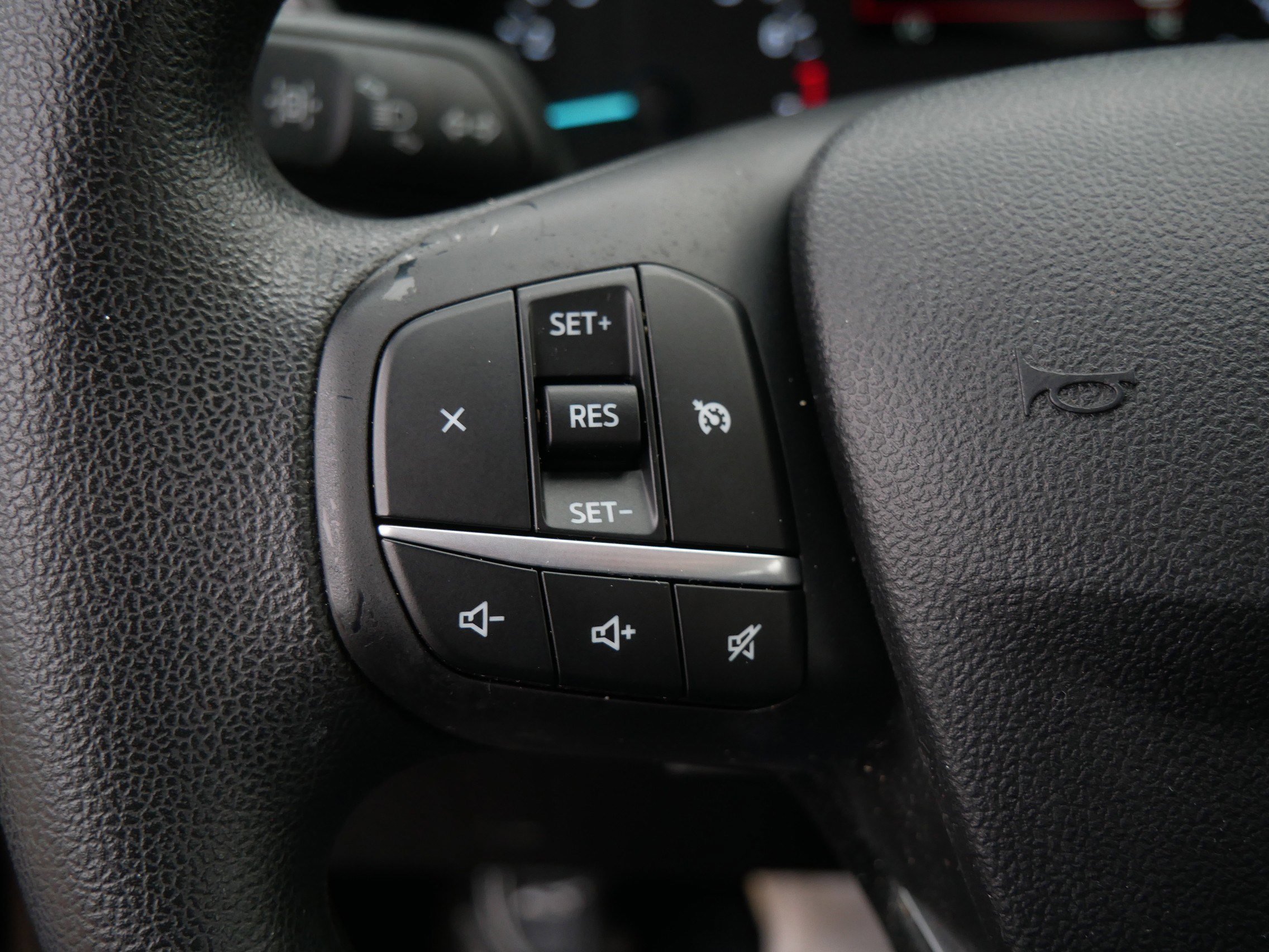 Certified 2022 Ford Escape S image 28