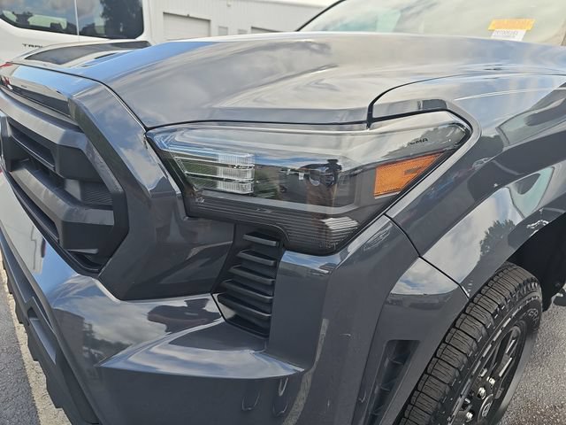 Used 2024 Toyota Tacoma SR5 w/ SR5 Upgrade Package RWD image 34