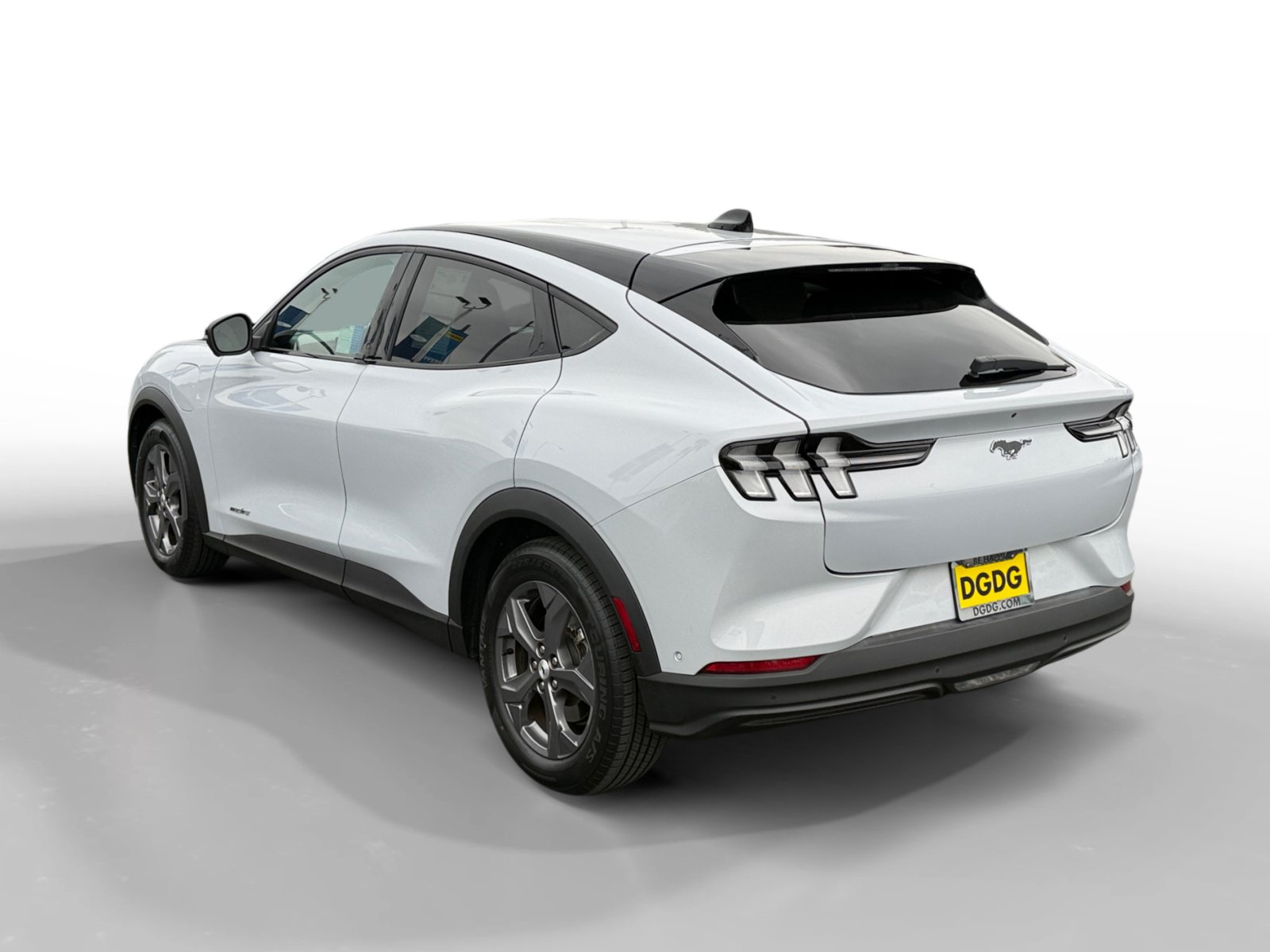 Certified 2023 Ford Mustang Mach-E Select RWD image 3
