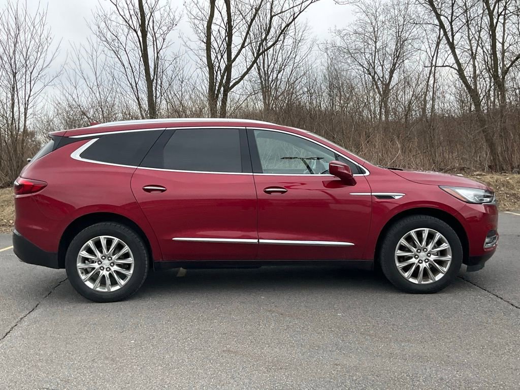 Used 2020 Buick Enclave Premium w/ Sun and Sites Package image 6