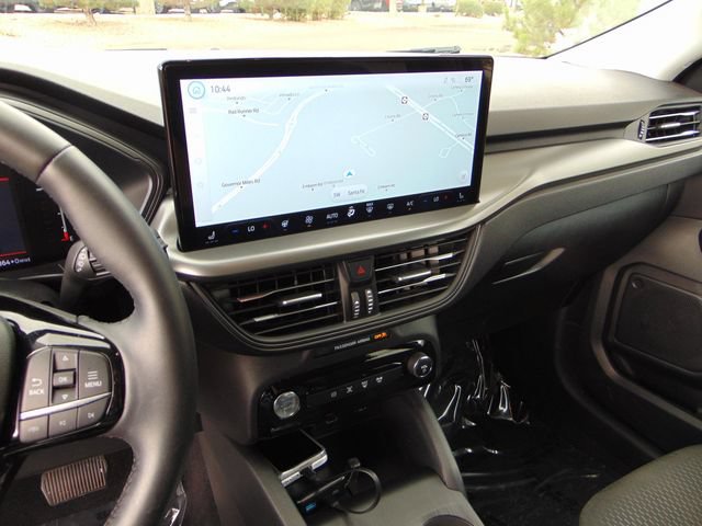 Certified 2026 Ford Escape SE FWD image 12