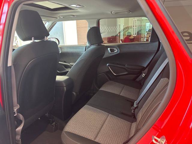 Used 2020 Kia Soul GT-Line w/ GT 2.0L Power Sunroof Package FWD image 11