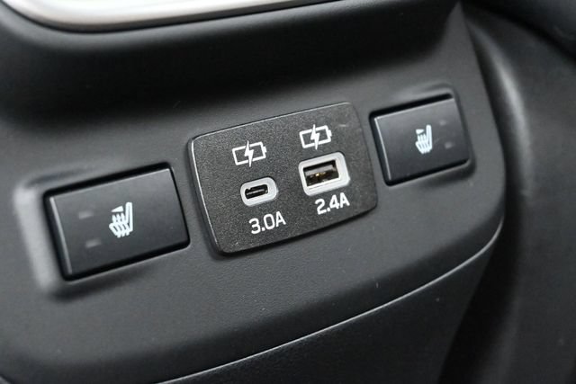 Used 2024 Subaru Outback Touring XT AWD/4WD image 34