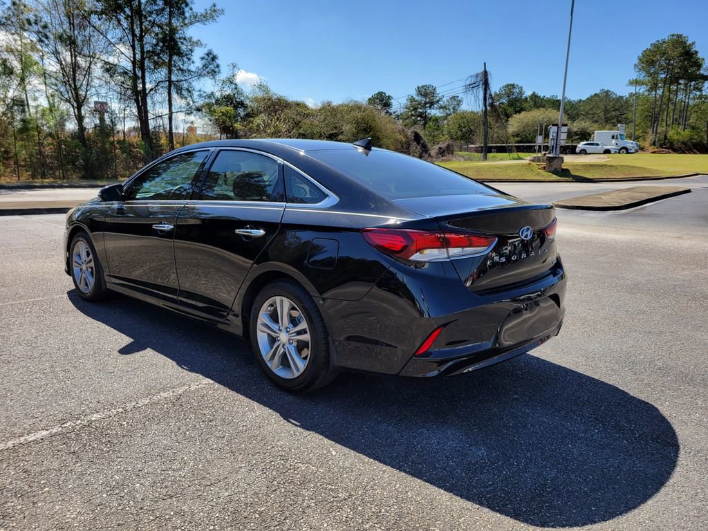 Used 2018 Hyundai Sonata Limited image 3