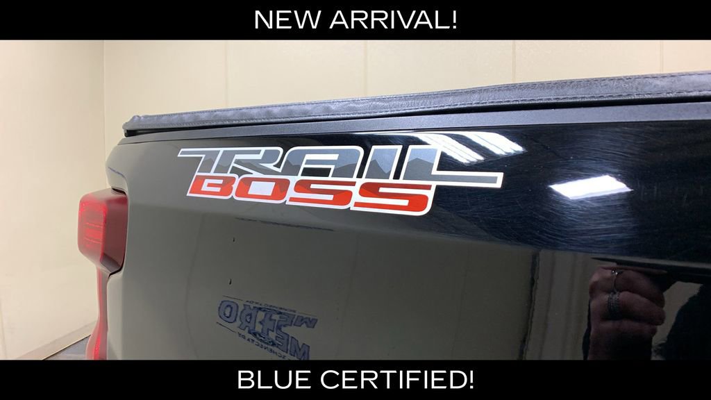 Used 2024 Chevrolet Silverado 1500 Custom Trail Boss AWD/4WD image 16