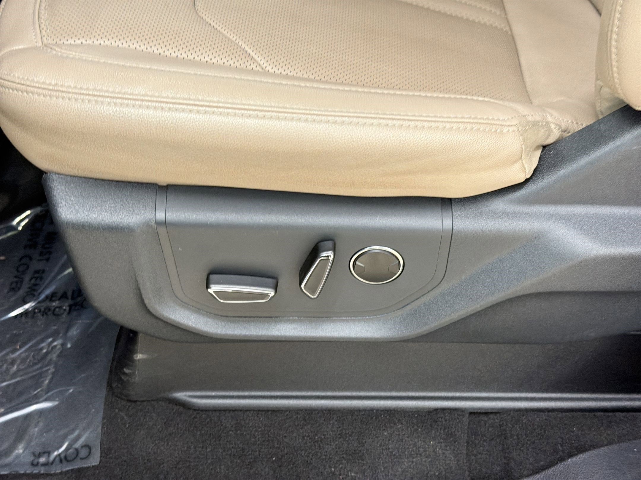 Certified 2024 Ford Expedition Limited image 14