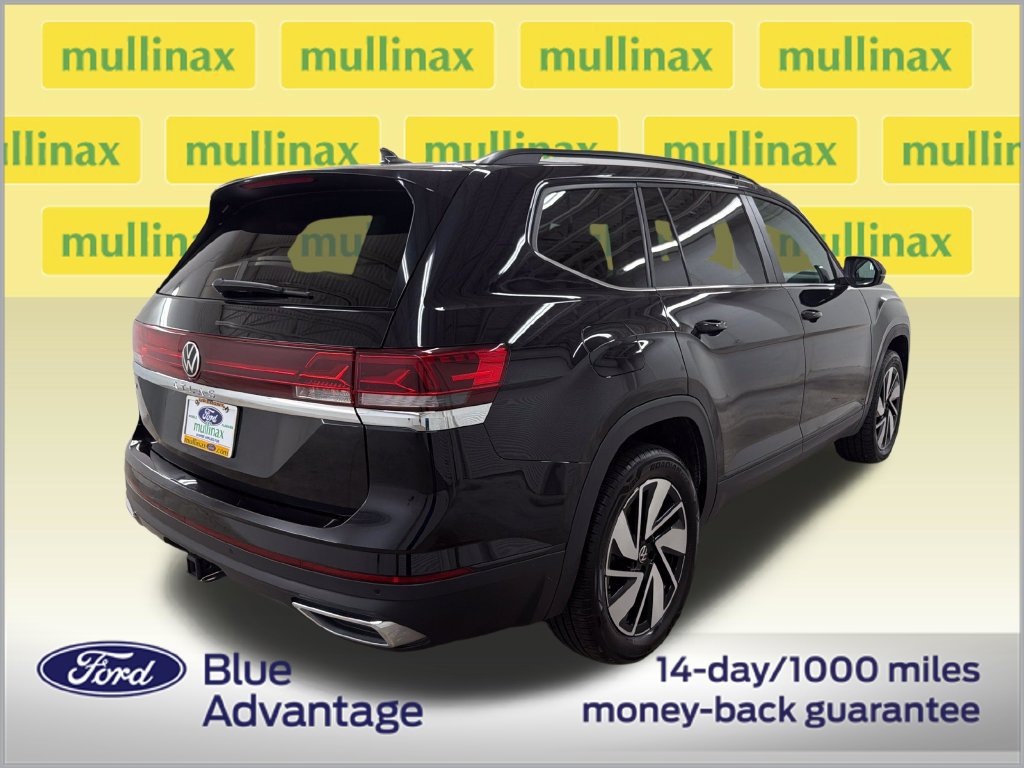 Used 2025 Volkswagen Atlas SE FWD image 3