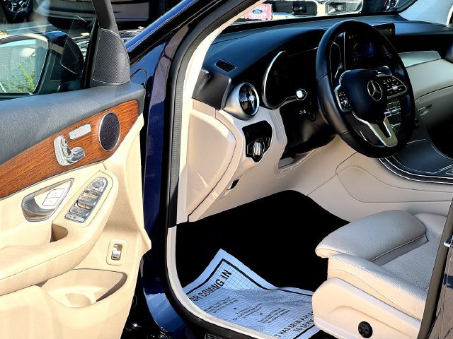 Used 2022 Mercedes-Benz GLC 300 4MATIC image 9