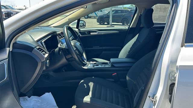 Certified 2019 Ford Fusion SE FWD image 18