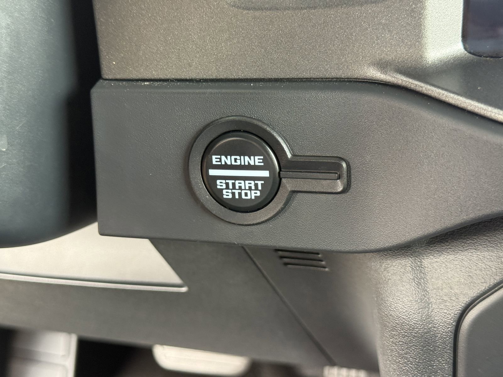 Certified 2025 Ford Bronco Badlands AWD/4WD image 30