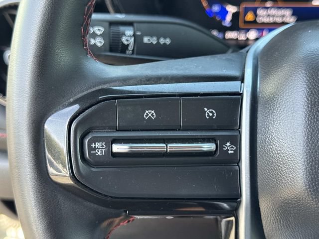 Used 2024 Chevrolet Colorado Z71 w/ Advanced Trailering Package AWD/4WD image 8