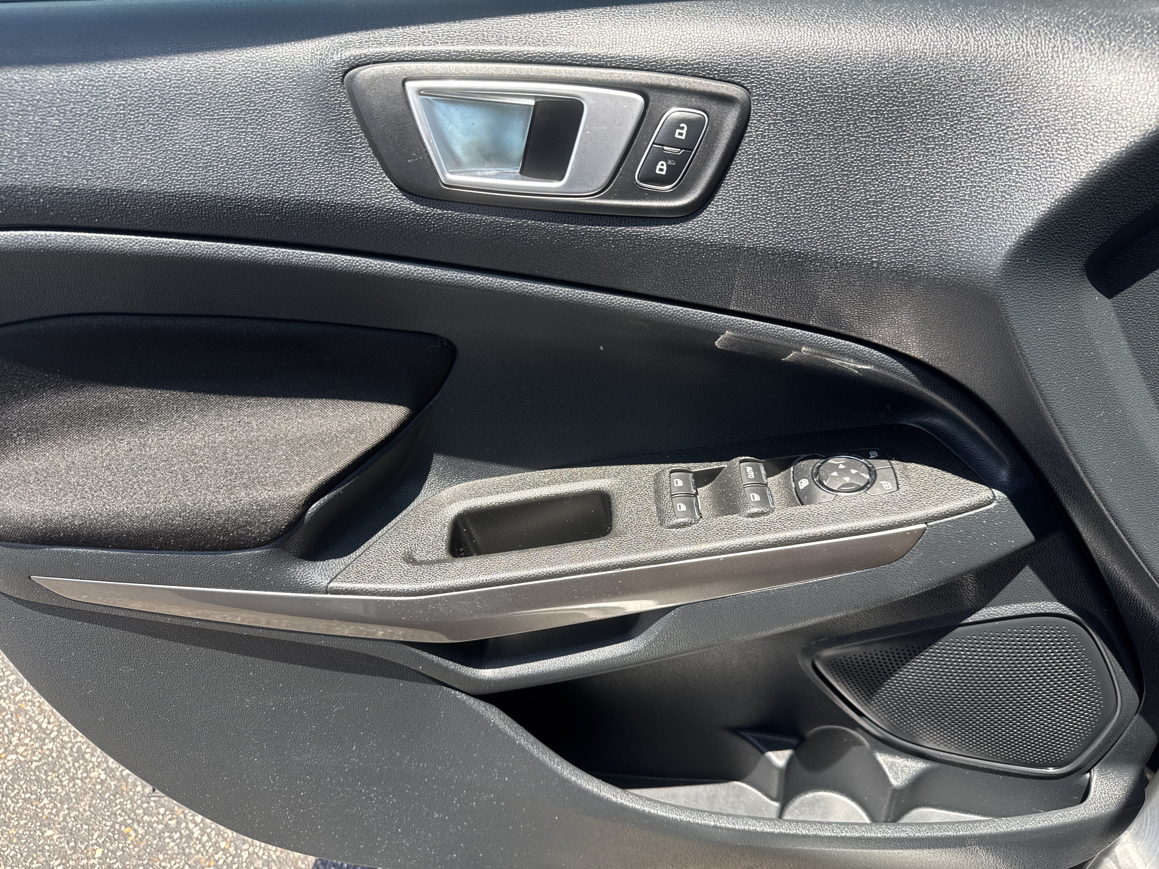 Certified 2019 Ford EcoSport SE FWD image 14