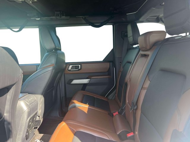 Certified 2022 Ford Bronco Outer Banks w/ Sasquatch Package AWD/4WD image 12