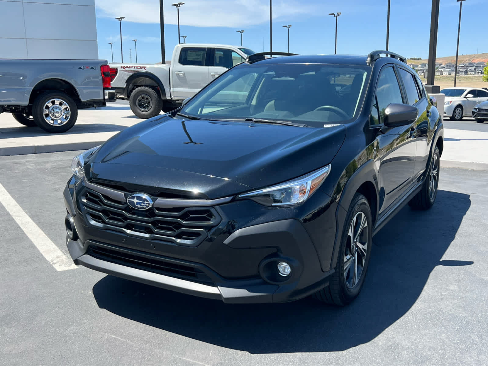 Used 2024 Subaru Crosstrek 2.0i Premium AWD/4WD image 2