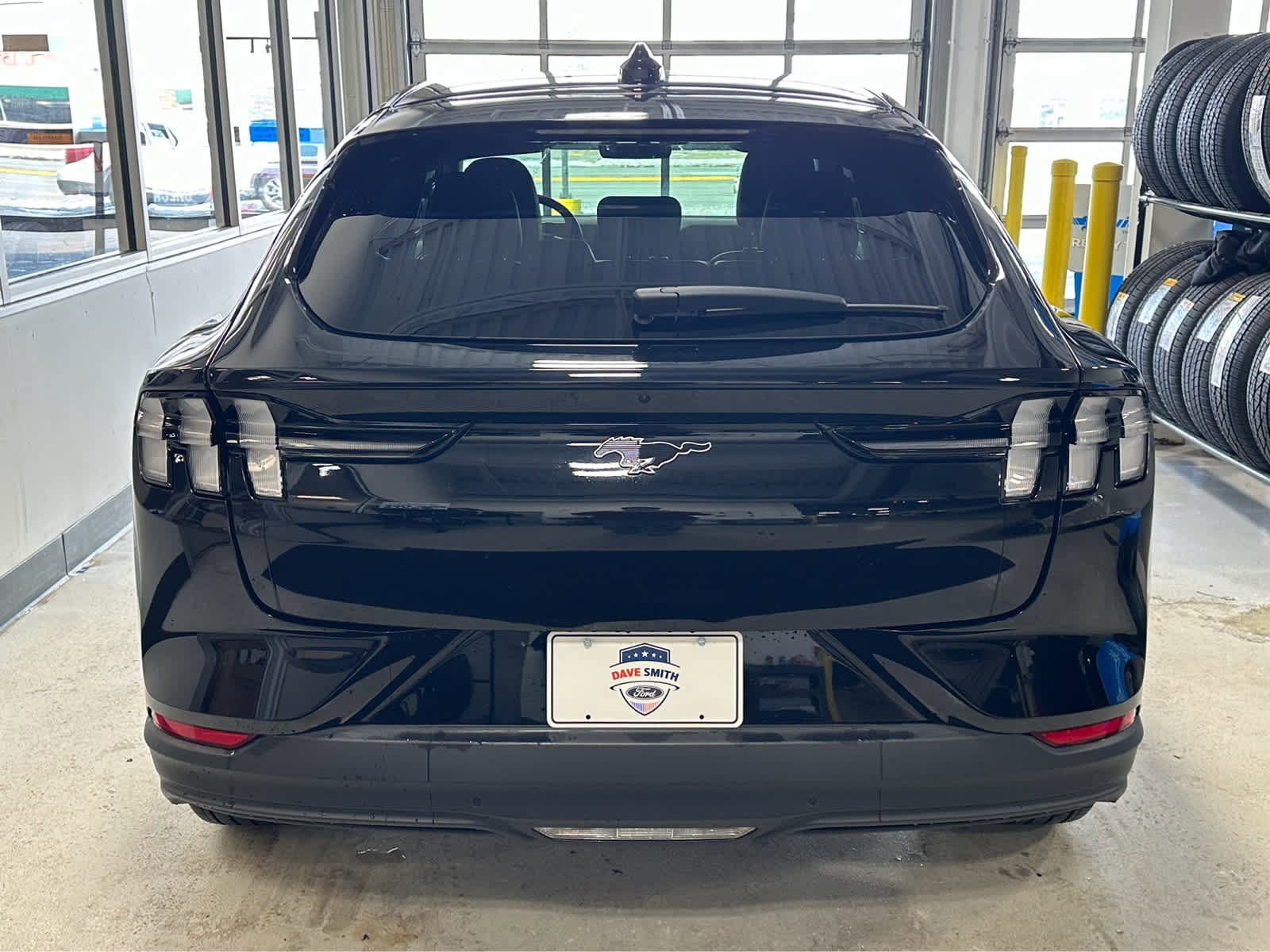 Certified 2025 Ford Mustang Mach-E Premium AWD/4WD image 6