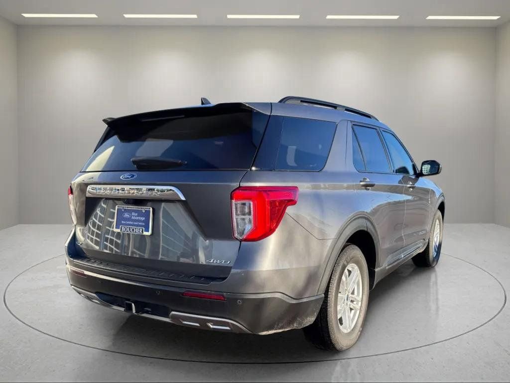 Certified 2021 Ford Explorer XLT w/ Equipment Group 202A image 2