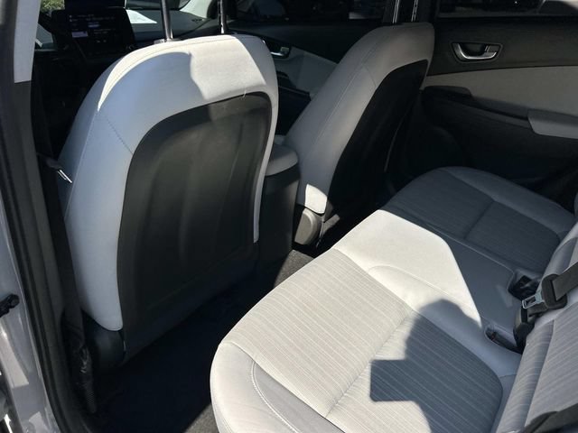 Used 2022 Hyundai Kona SEL w/ Convenience Package FWD image 18