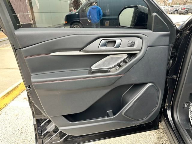 Certified 2025 Ford Explorer ST w/ Sun And Sound Package image 41