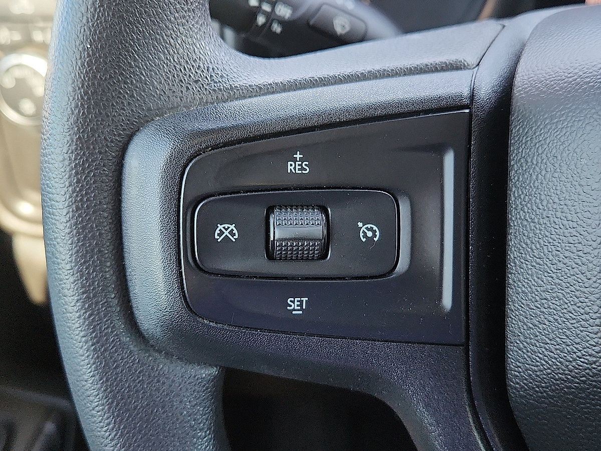 Used 2022 Chevrolet Silverado 1500 Custom RWD image 19