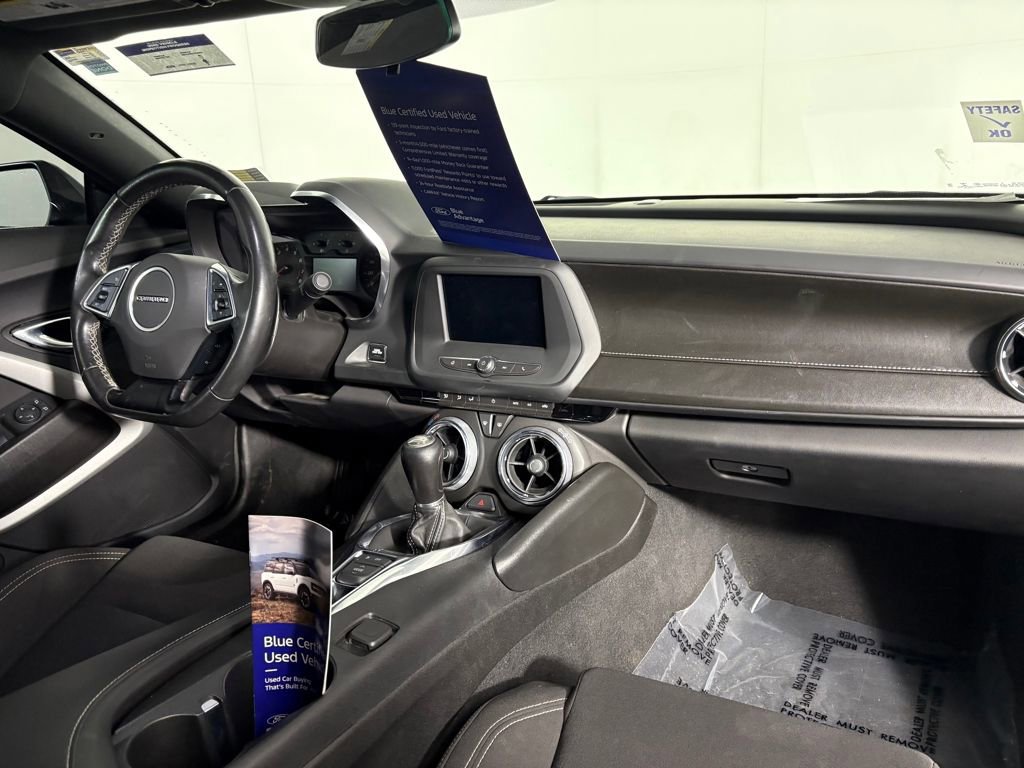 Used 2021 Chevrolet Camaro LS image 33