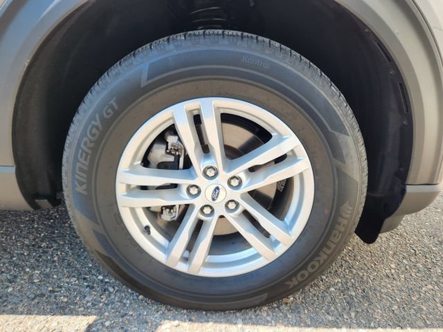 Certified 2023 Ford Explorer XLT w/ Equipment Group 202A AWD/4WD image 21