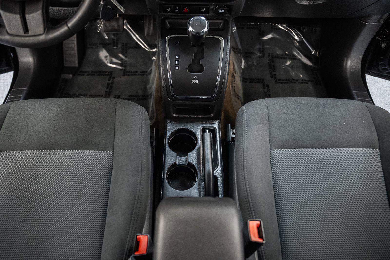 Used 2017 Jeep Patriot Latitude image 28