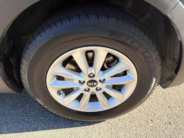Used 2019 Kia Sorento FWD image 26