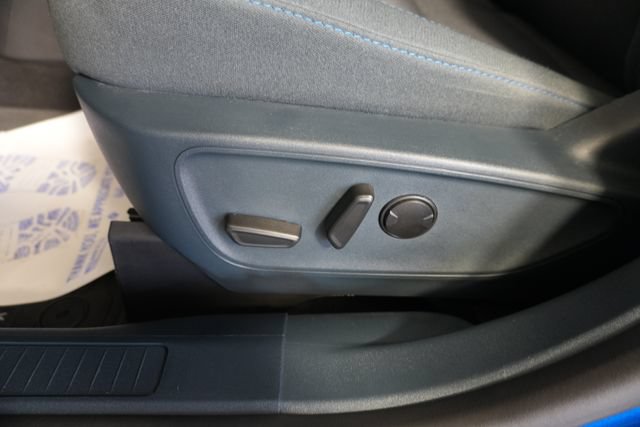 Certified 2025 Ford Maverick XLT w/ XLT Luxury Package AWD/4WD image 23