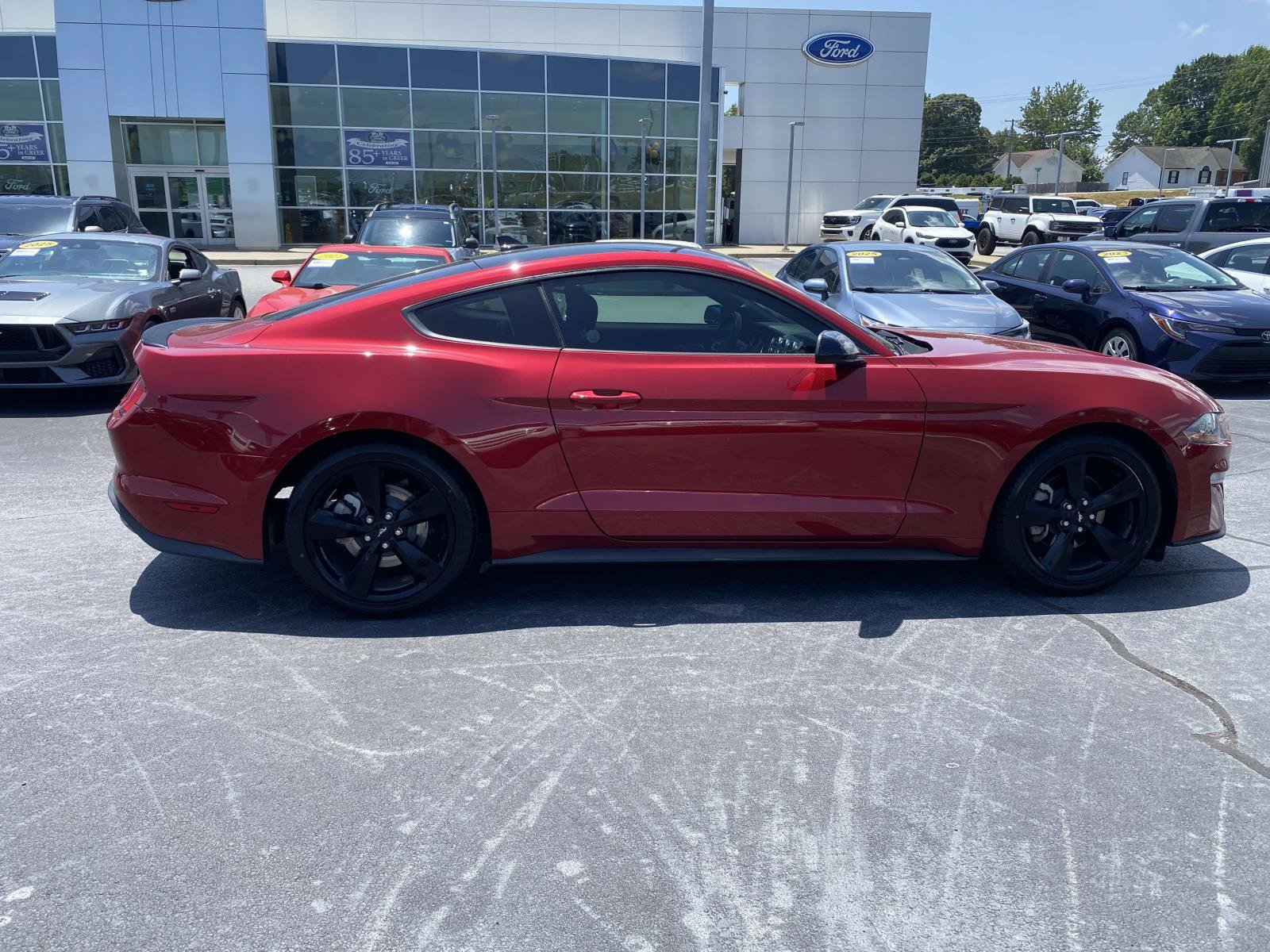 Certified 2022 Ford Mustang Coupe w/ Equipment Group 101A RWD image 8