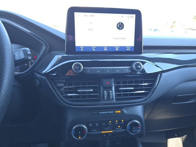 Certified 2025 Ford Escape ST-Line AWD/4WD image 13