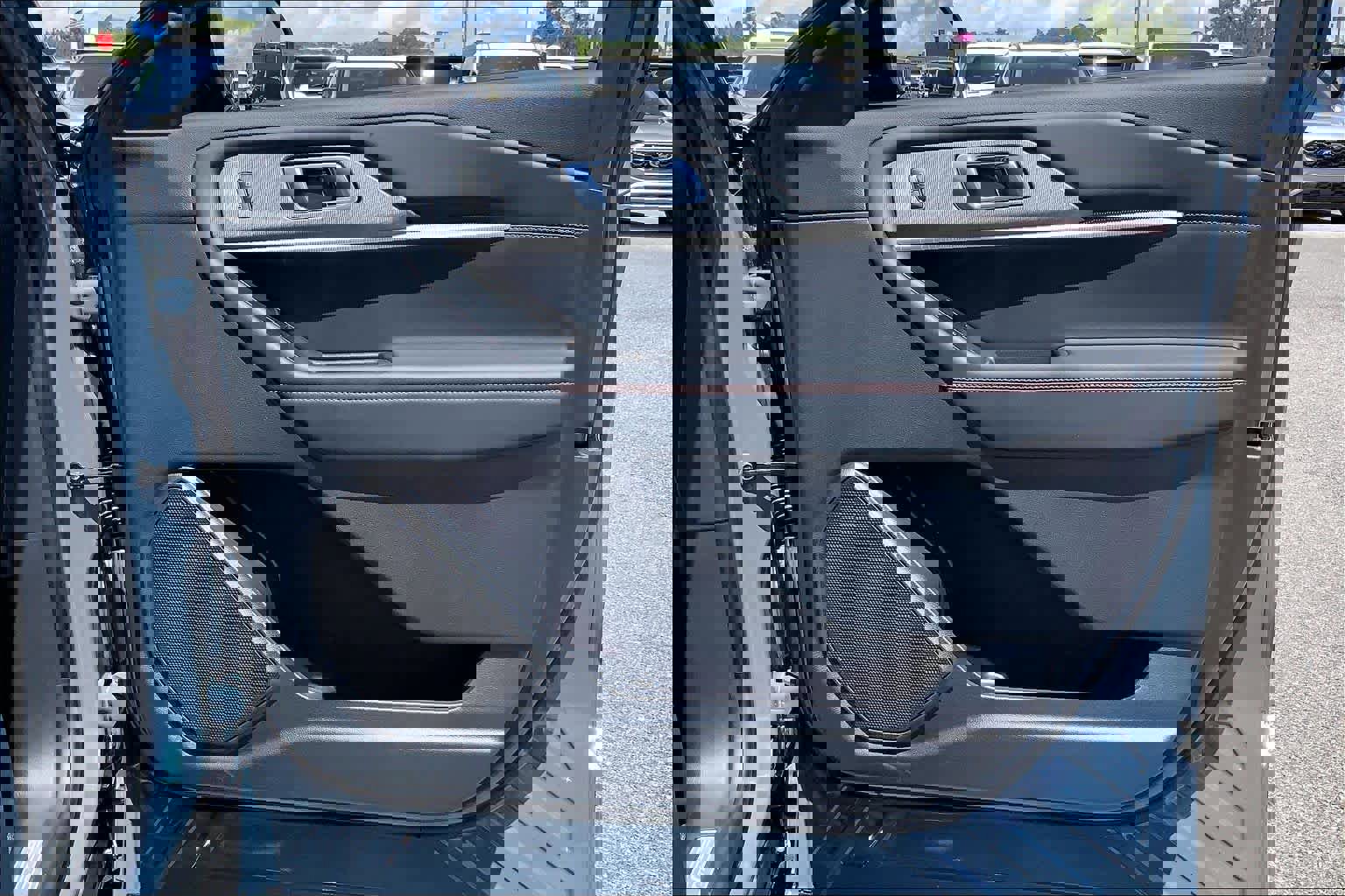 Certified 2025 Ford Explorer ST-Line RWD image 22