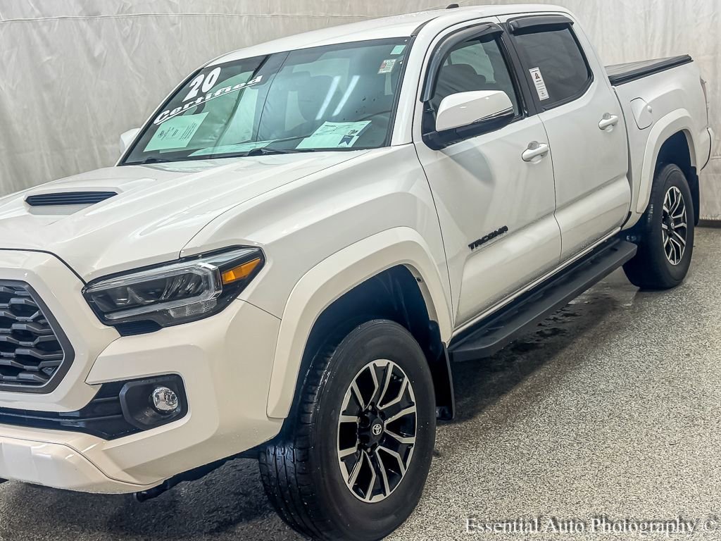 Used 2020 Toyota Tacoma TRD Sport w/ Technology Package image 4