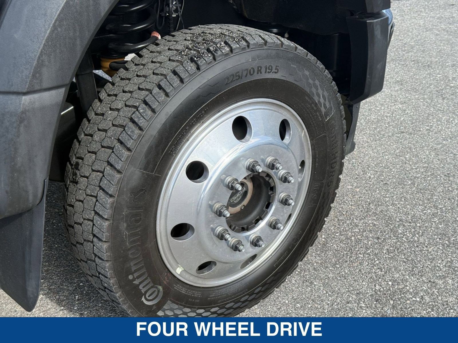 Certified 2024 Ford F450 Lariat image 12