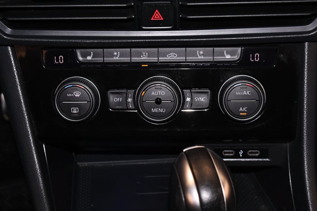 Used 2021 Volkswagen Jetta GLI FWD image 27