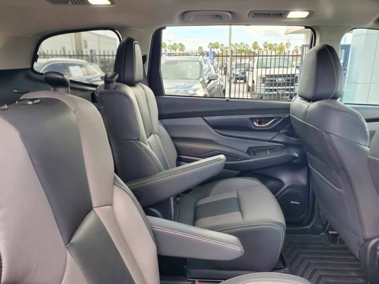 Used 2023 Subaru Ascent Onyx Edition Limited image 34