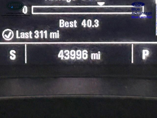 Used 2021 Chevrolet Malibu LT image 32